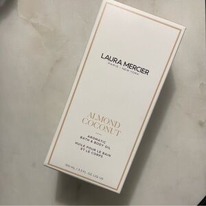 NIB Laura Mercier Almond Coconut Bath & Body Oil